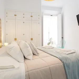 https://apartamento-c4r-cigarrera-de-cdiz.hotelsincadiz.net